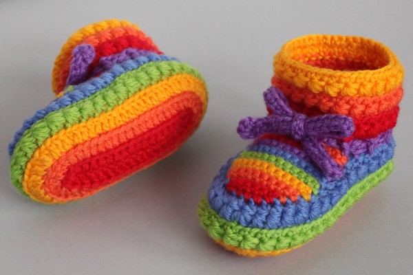 20 Crochet Slippers + Photos